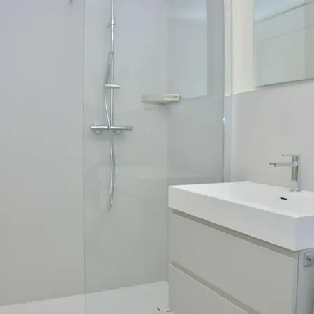 Modern With Stunning Seaview Terrace Апартаменти *