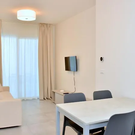 Modern With Stunning Seaview Terrace Lägenhet *